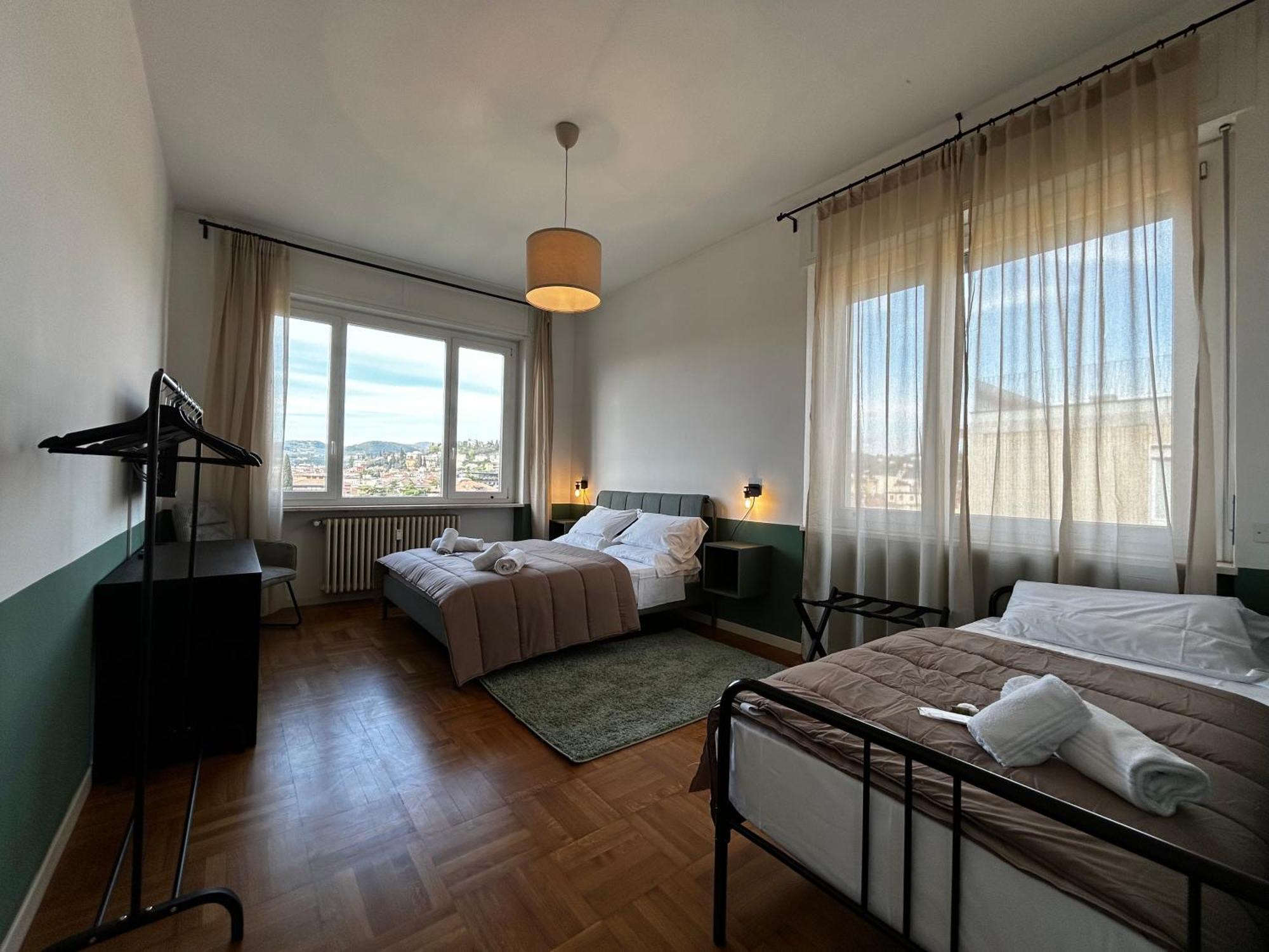 Big House-Private Parking-12" Walk From The Arena Apartment Верона Екстериор снимка